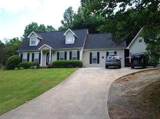 4023 Summit Chse, Gainesville, GA 30506