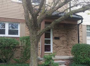 3490 Burbank Dr, Ann Arbor, MI 48105