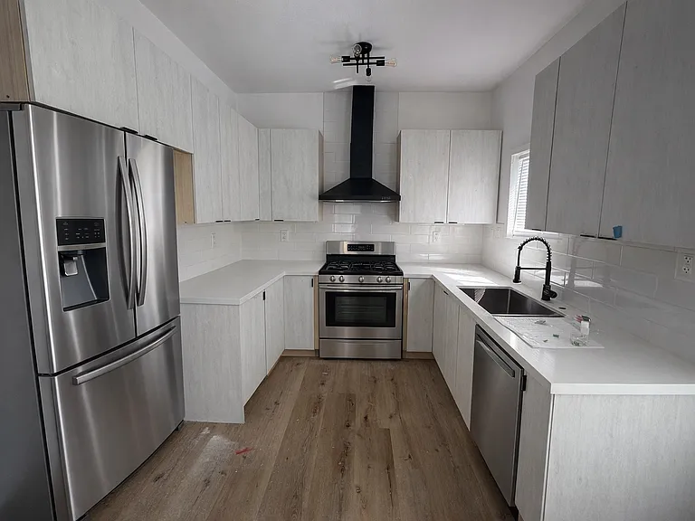 1600 E Ocean Blvd #8 — Photo 4