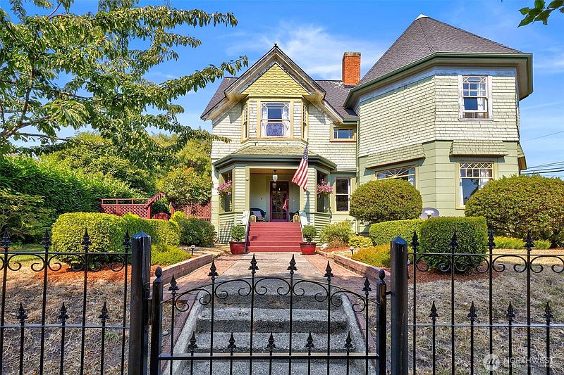 2nd image of 415 Harrison Street