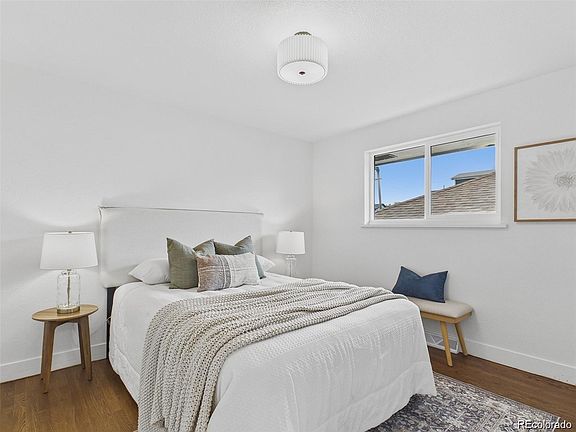 3rd image of 1370 Zenobia Street