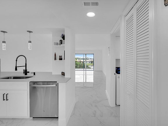 3rd image of 7270 Ashford Place #304