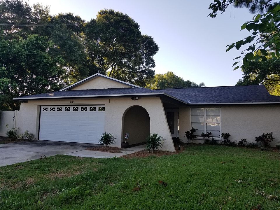 1st image of 2409 Laurelwood Dr