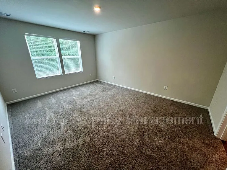 124 Brooks Dr — Photo 13