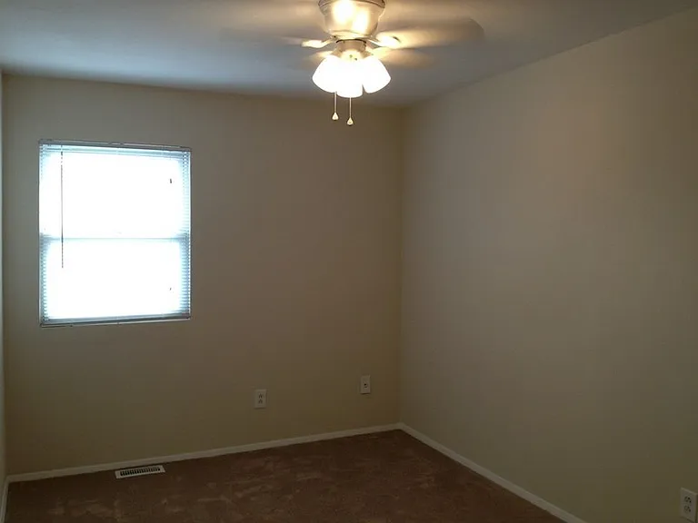 4524 Notre Dame Ct — Photo 7