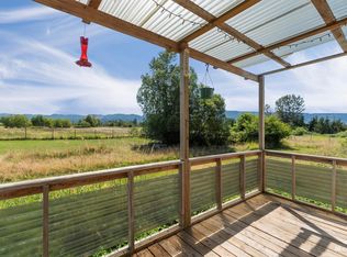 78 Hedlund Rd, Cathlamet, WA 98612