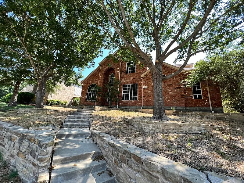 4 bed, 3.0 bath, 2892 sqft, $2,950 — Photo 3