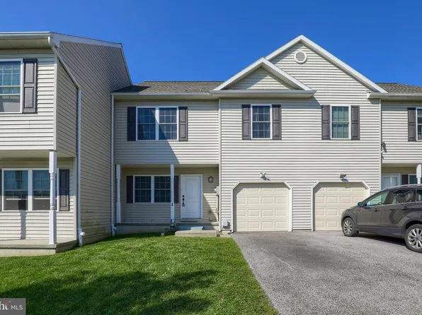 4 Creekside Dr, Wrightsville, PA 17368