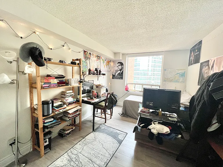 633 Bay St #1121 — Photo 8