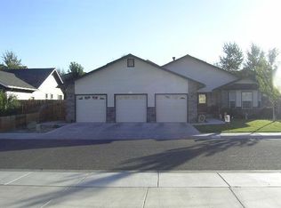 1582 Divot Rd, Carson City, NV 89701