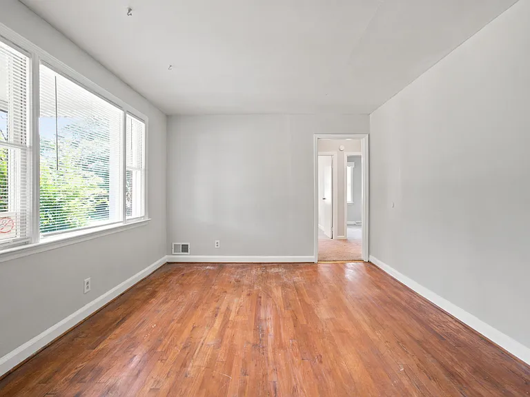 3604 Hydrangea St — Photo 4