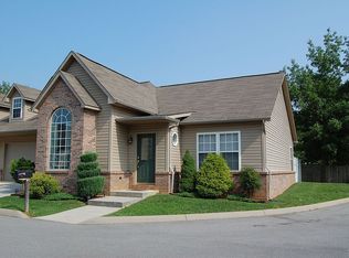 1019 Silver Creek Ln, Maryville, TN 37804