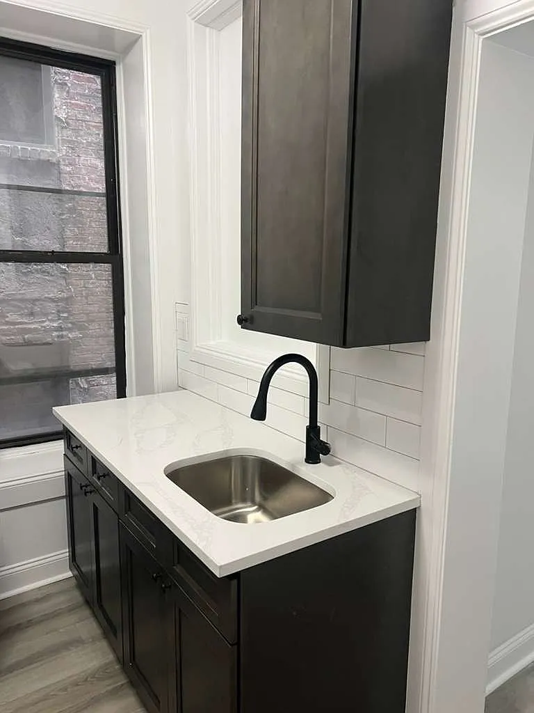517 East 83rd Street — Photo 3