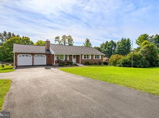 12721 Manor Rd, Glen Arm, MD 21057