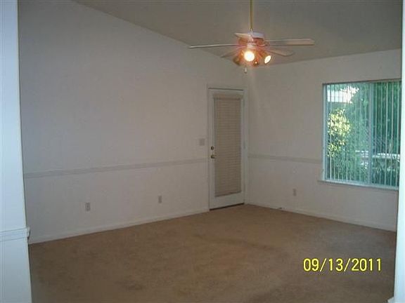 4th image of 919 W Cinnamon Ave