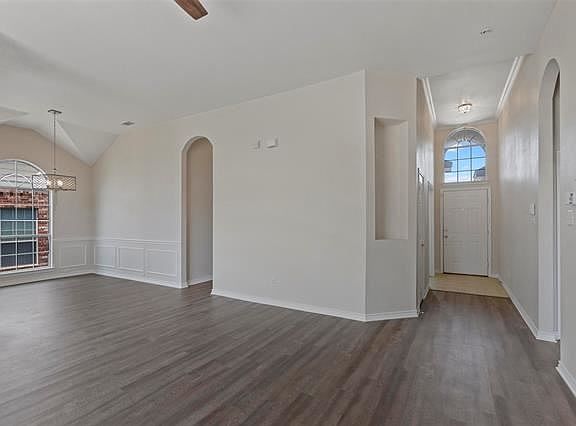 3rd image of 5533 Rolling Meadows Dr