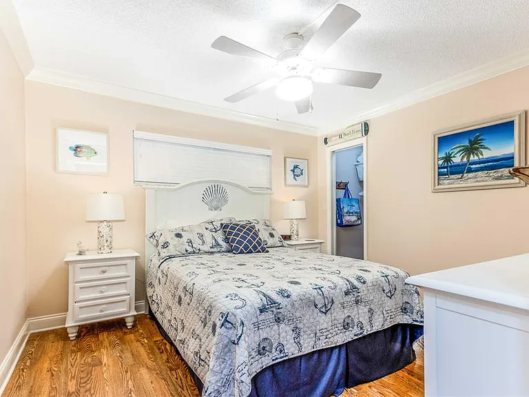 1270 Gulf Blvd #708 — Photo 17