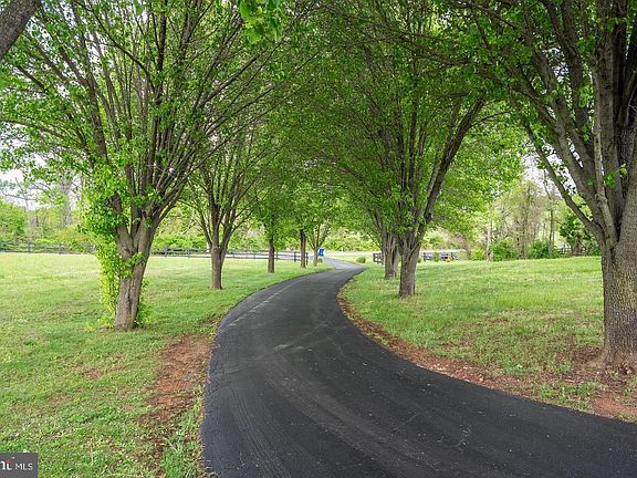 2nd image of 42827 Spinks Ferry Rd