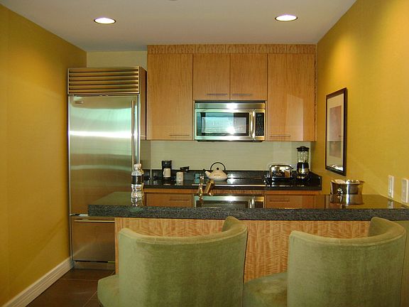 5th image of 2000 N Fashion Show Dr Unit 2825