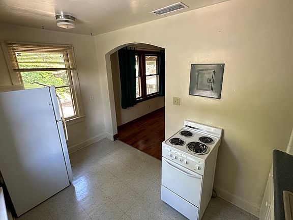 5th image of 1236 NW 14th Ave #1236C