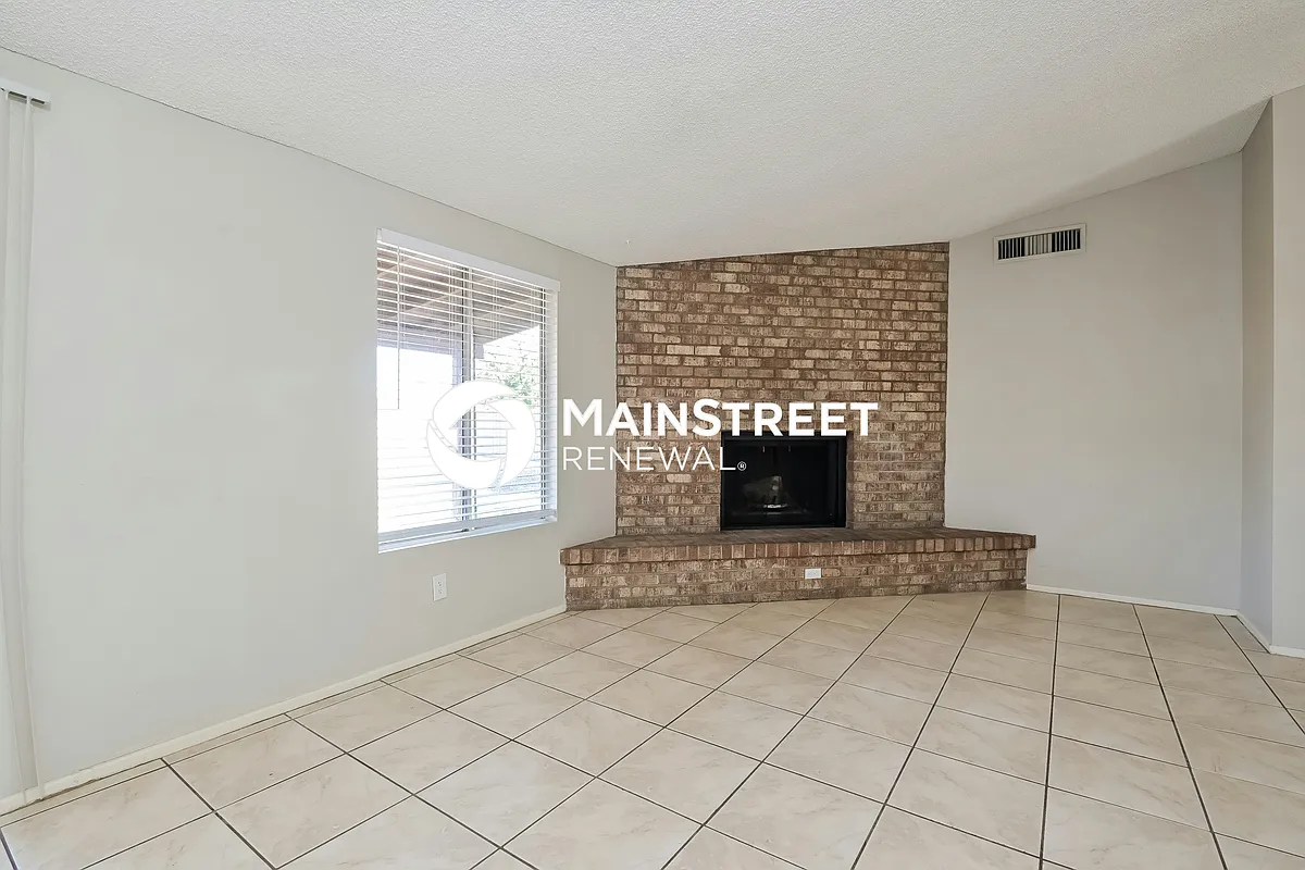 Living Room - 4524 W Jupiter St