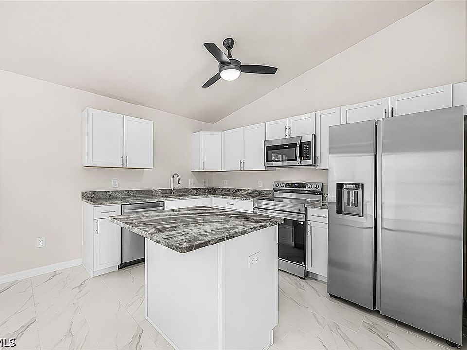 1st image of 124 NE 15th Terrace Cpe