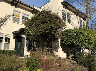 920 E Lynn St, Seattle, WA 98102