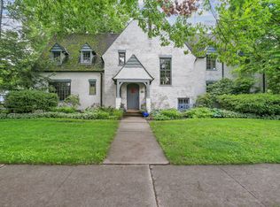 601 W Delaware Ave, Urbana, IL
