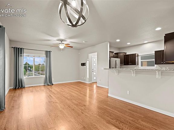 4th image of 2375 Falkirk Dr