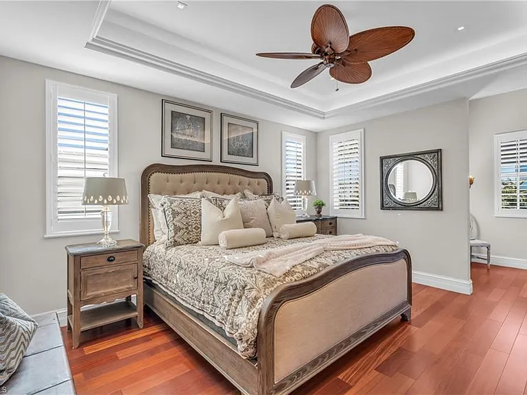 27725 Forester Dr — Photo 12