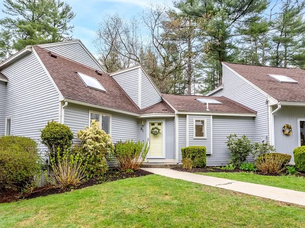 8 Old Colony Dr #C, Westford, MA 01886
