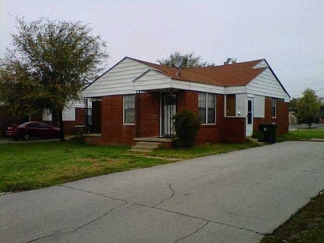 1st image of 1009 Arkansas St