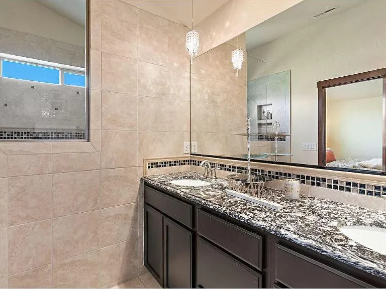 Primary Bedroom Bath