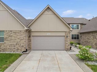 14967 Stoney Brook Dr W #2, Shelby Township, MI 48315