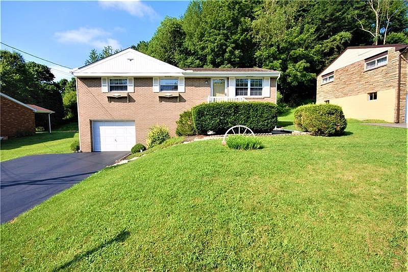 1st image of 522 Newport Dr