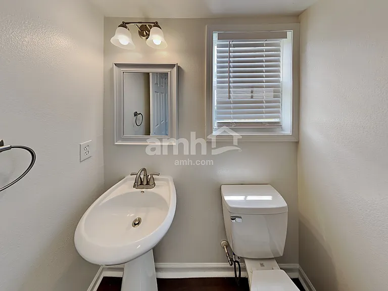 10502 Glory Meadow Ct — Photo 10