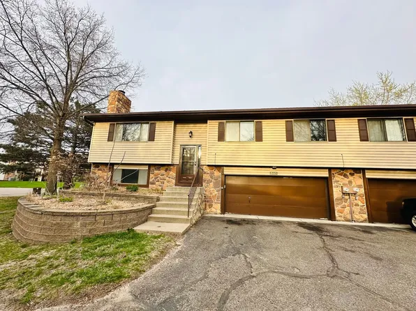 840 Martha Lake Ct, Shoreview, MN 55126