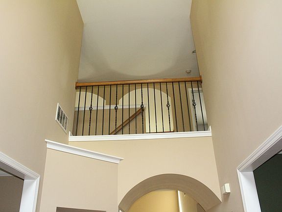 3rd image of 1388 Jameson Ln