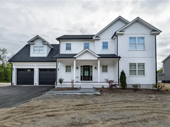 4 Upper Farm Way, Johnston, RI 02919