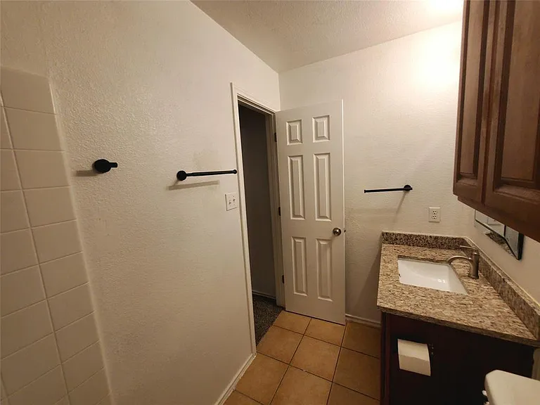 17909 Maxa Dr — Photo 14