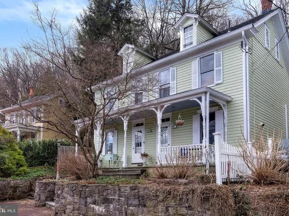 3693 River Rd, Lumberville, PA 18933