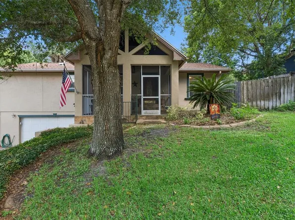 324 Hickory Ct, Apopka, FL 32712