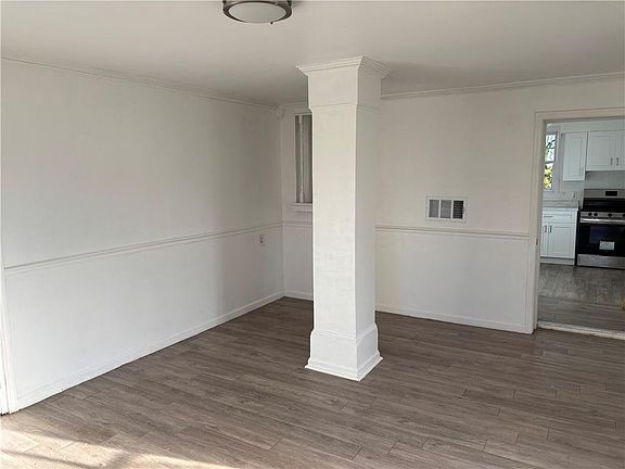 3rd image of 509 1st Ave