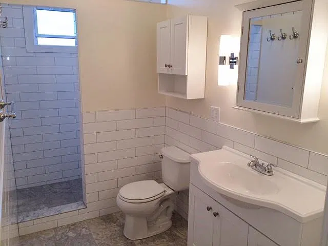 4 bed, 900 sqft, $4,450 — Photo 3