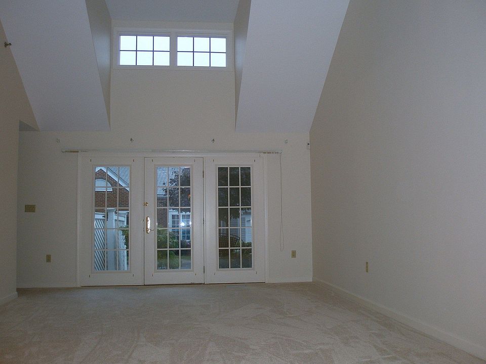 Natural light in Living Room (French Doors lead to patio sitting area)