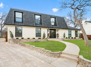 905 Brestol Ct W, Bedford, TX 76021