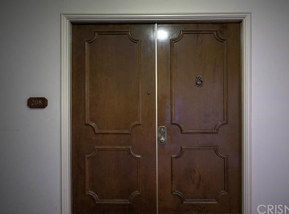 3rd image of 17711 Margate St APT 208