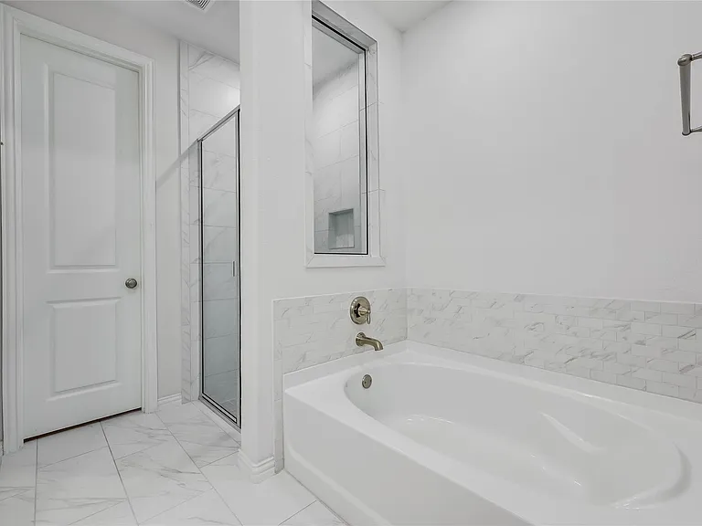 7705 Pace Ravine Dr — Photo 21