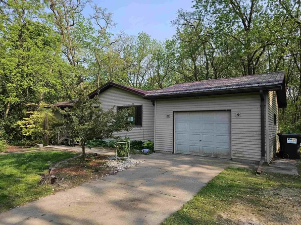 215 East 7th Street, Westfield, WI 53964