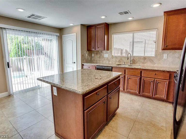 11741 Marina Grande Ct — Photo 17
